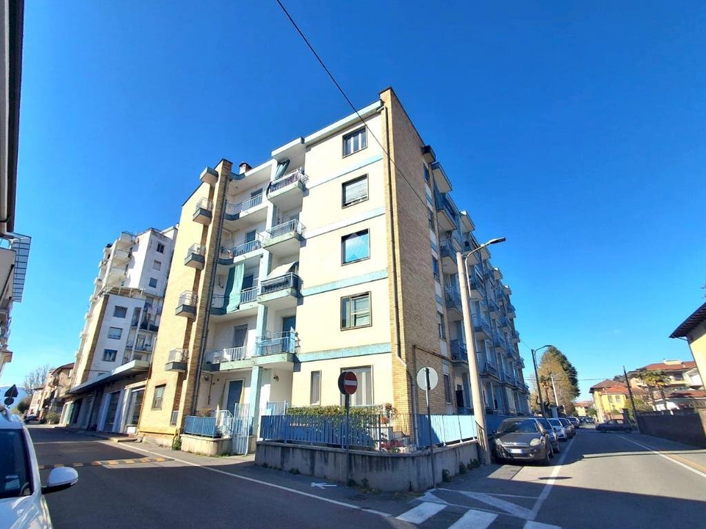 Bilocale Via Fratelli Remmert, Ciriè - foto 1