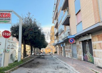 Edificio all\'aperto - Locale Commerciale via 24 maggio
 
84, Campobasso - foto 6