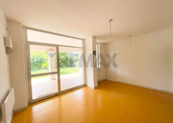 Stanza vuota - Bilocale Via Carducci
 
95, Campobasso - foto 1