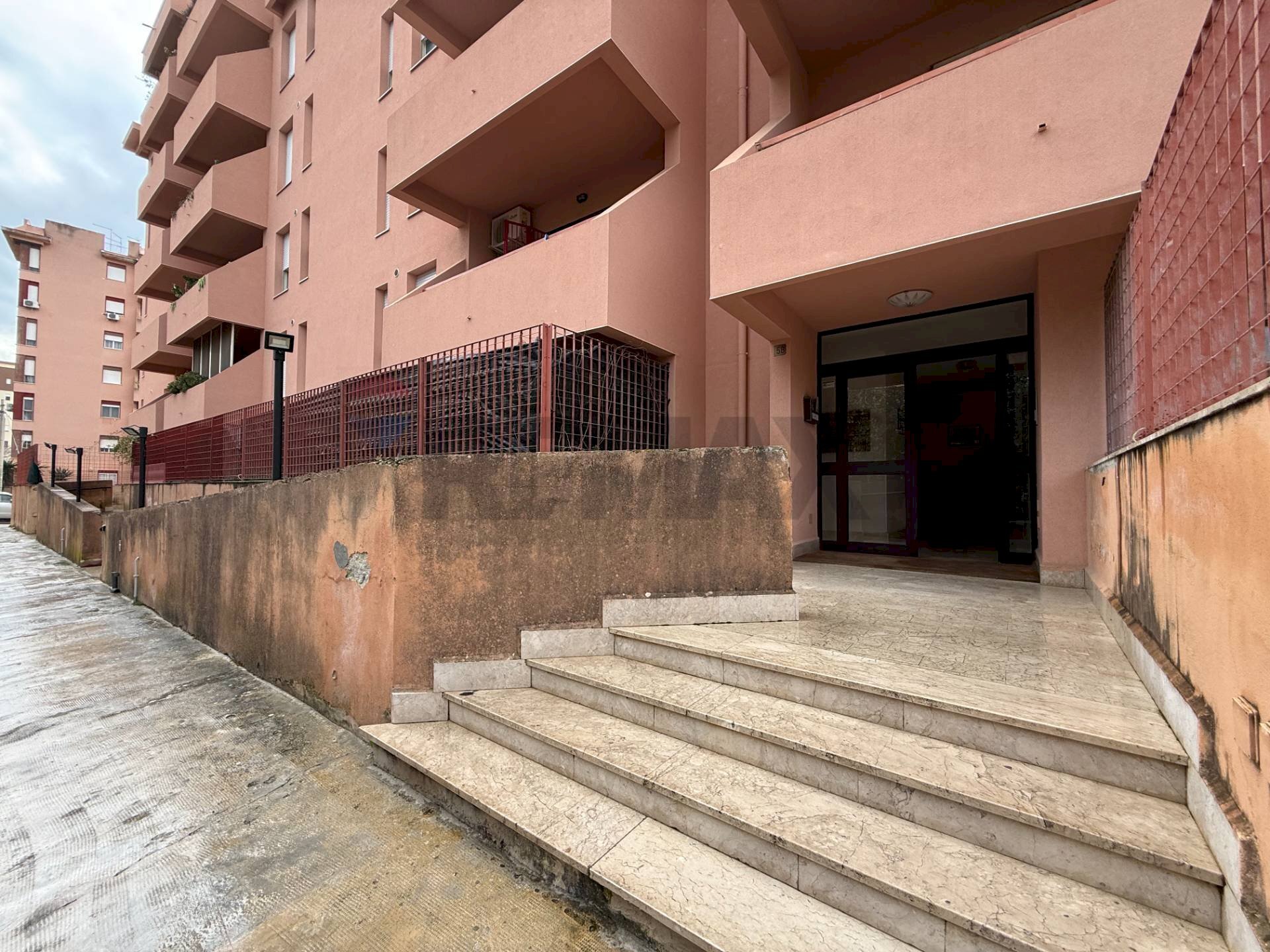 Edificio all\'aperto - Appartamento Via Generale Domenico Chinnici
 
58, Palermo - foto 2