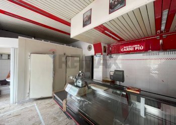 Cucina - Attività Commerciale Corso Umberto
 
37 - 39, Cosenza - foto 3