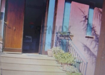 Scale - Casa semi indipendente VIA SUVARITA TRE
 
8, Trabia - foto 3