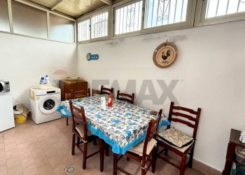 Sala da pranzo - Trilocale Via ferdinando Firmaturi
 
3, Palermo - foto 1