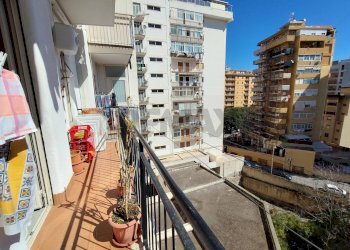 Balcone - Trilocale piazza generale antonio cascino
 
18, Palermo - foto 11