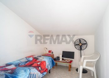 Camera / camera da letto - Semi-detached Villa via delle basse
 
3, Collecchio - photo 4