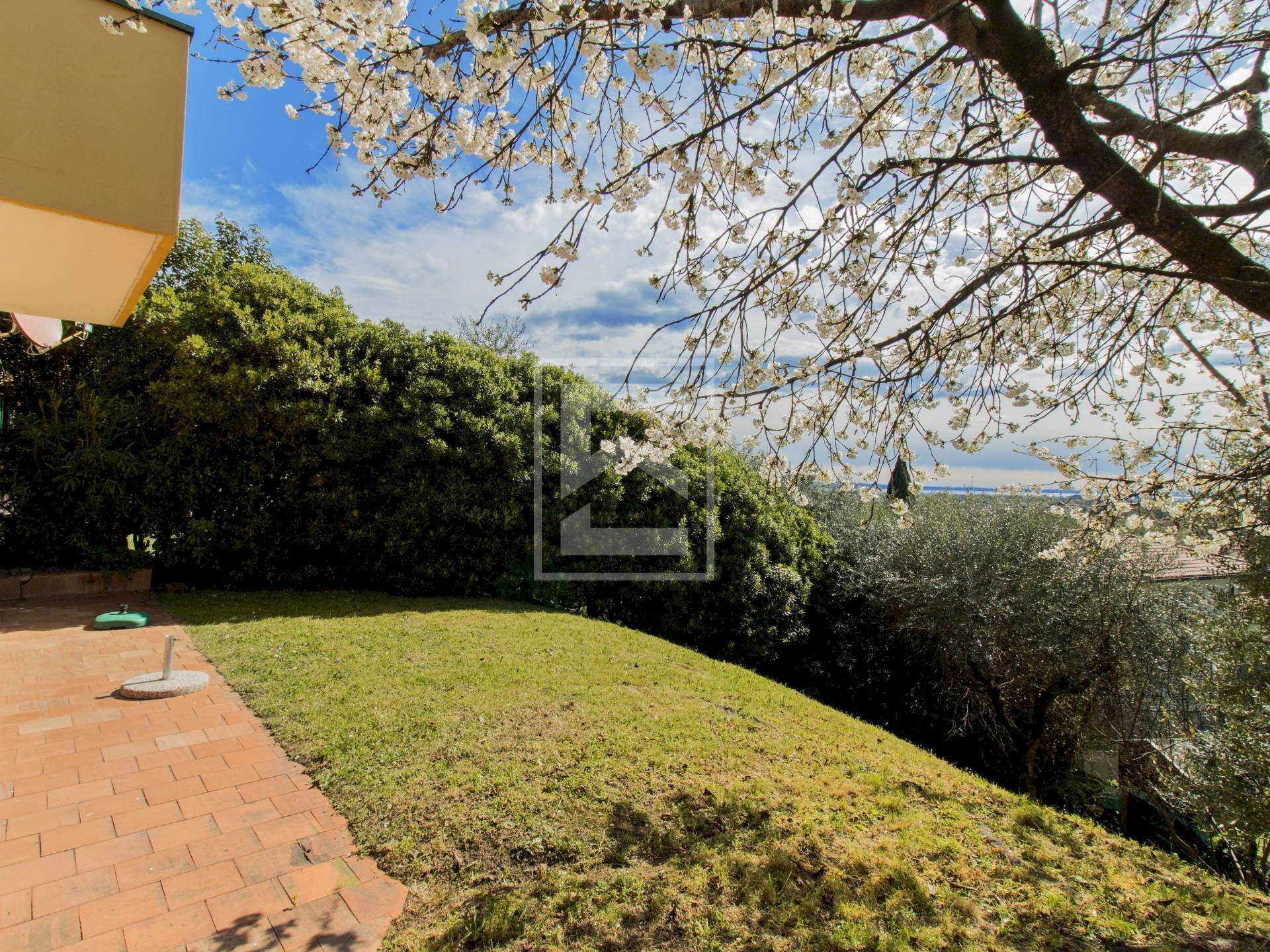 Foto 1 - Trilocale Via Sotto raso
 
32, Polpenazze del Garda - foto 1