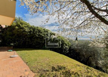 Foto 1 - Trilocale Via Sotto raso
 
32, Polpenazze del Garda - foto 1