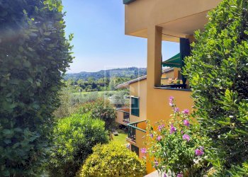 Foto 4 - Trilocale Via Sotto raso
 
32, Polpenazze del Garda - foto 4