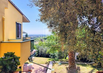 Foto 5 - Trilocale Via Sotto raso
 
32, Polpenazze del Garda - foto 5