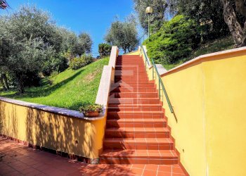 Foto 40 - Trilocale Via Sotto raso
 
32, Polpenazze del Garda - foto 40