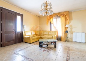 Foto 3 - Casa semi indipendente Via Puccini
 
4, Perfugas - foto 3