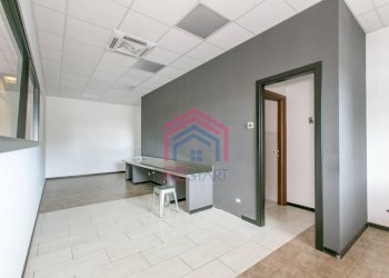 Foto 12 - Locale Commerciale via laurentina
 
157, Pomezia - foto 12