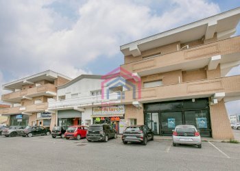 Foto 20 - Locale Commerciale via laurentina
 
157, Pomezia - foto 20