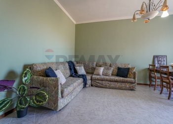 Sala da pranzo - Trilocale VIA GARIBALDI
 
19, Bonate Sotto - foto 8