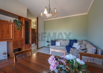 Sala da pranzo - Trilocale VIA GARIBALDI
 
19, Bonate Sotto - foto 10