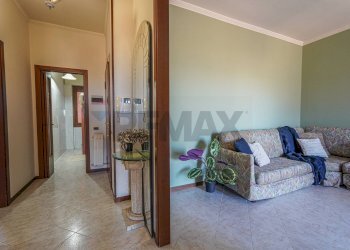 Soggiorno - Trilocale VIA GARIBALDI
 
19, Bonate Sotto - foto 12