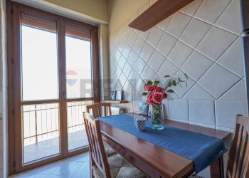 Sala da pranzo - Trilocale VIA GARIBALDI
 
19, Bonate Sotto - foto 16