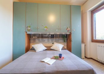 Camera / camera da letto - Trilocale VIA GARIBALDI
 
19, Bonate Sotto - foto 31