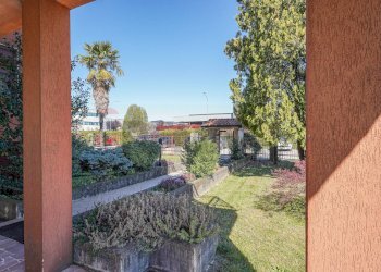 Giardino - Trilocale VIA GARIBALDI
 
19, Bonate Sotto - foto 51