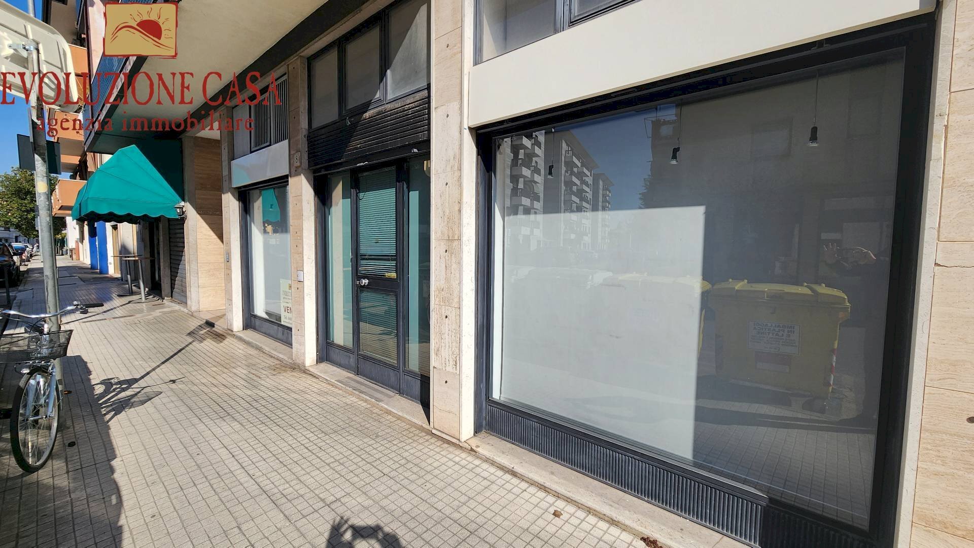 Foto 2 - Commercial Premises bixio
 
8/B, Monfalcone - photo 2