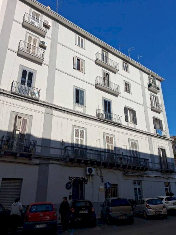 Facciata - Bilocale via Giuseppe De Cesare, 74, Taranto - foto 2