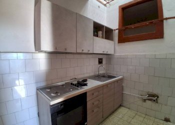 Cucina - Two-room apartment via Giuseppe De Cesare, 74, Taranto - photo 16
