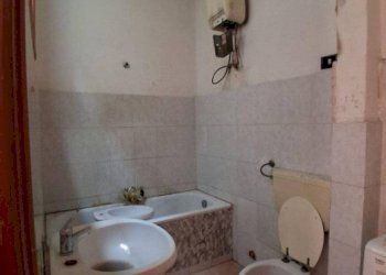 Bagno - Two-room apartment via Giuseppe De Cesare, 74, Taranto - photo 17