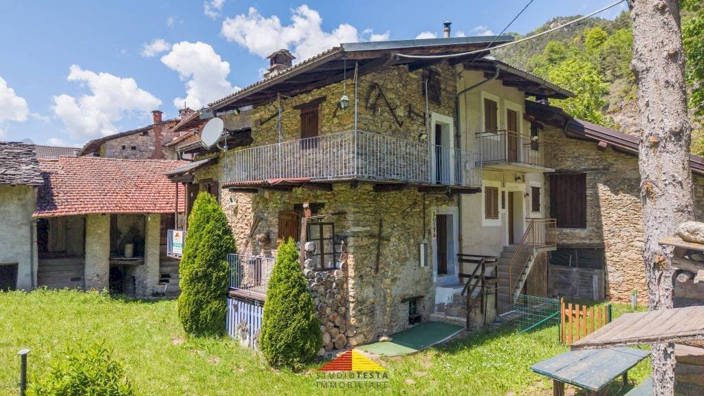 Facciata - Rustico Frazione Pragelato Sottano, San Damiano Macra - foto 1