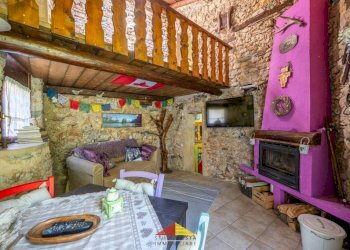 Salone - Rustico Frazione Pragelato Sottano, San Damiano Macra - foto 9