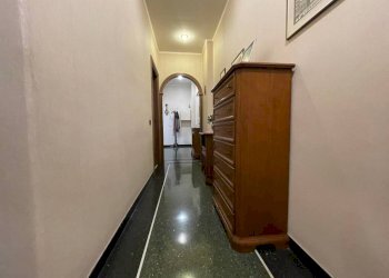 Ingresso - Appartamento via Tortona, 18, Genova (zona Marassi) - foto 5