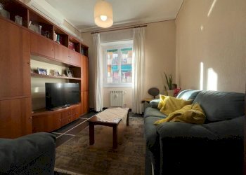 Salone - Appartamento via Tortona, 18, Genova (zona Marassi) - foto 8