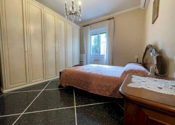 Camera da letto - Appartamento via Tortona, 18, Genova (zona Marassi) - foto 10