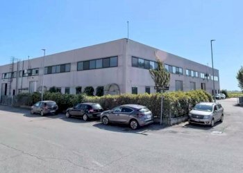 Facciata - Shed via Abbiategrasso, Pavia - photo 10