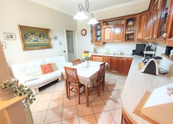 soggiorno - Three-room apartment volta, Gallipoli - photo 2