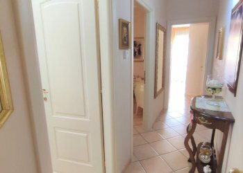 corridoio - Three-room apartment volta, Gallipoli - photo 9