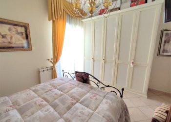 camera da letto - Three-room apartment volta, Gallipoli - photo 14