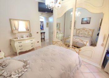 camera da letto - Three-room apartment volta, Gallipoli - photo 17