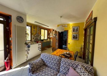 Salone - Trilocale via Cesare Battisti, 32, Somma Lombardo - foto 1