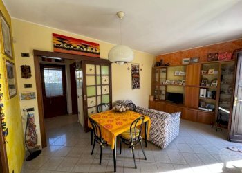 Salone - Trilocale via Cesare Battisti, 32, Somma Lombardo - foto 22