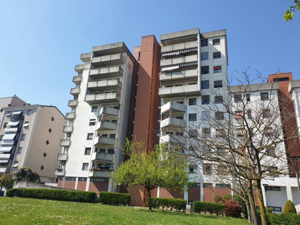 Facciata - Bilocale piazza Giuseppina Strepponi, 15, Parma - foto 1