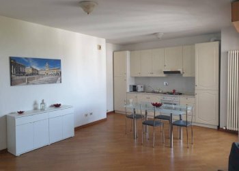 Salone - Two-room apartment piazza Giuseppina Strepponi, 15, Parma - photo 9