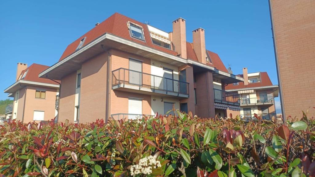 Facciata - Bilocale via Guglielmo Marconi, Alpignano - foto 1