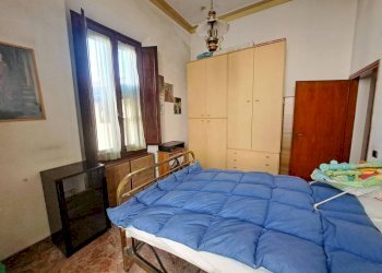 Camera da letto - Apartment piazzetta Bolognini, Signa - photo 31