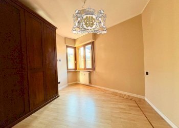 Camera da letto - Three-room apartment via Giovanni Lovera, 33, Borgo San Dalmazzo - photo 8
