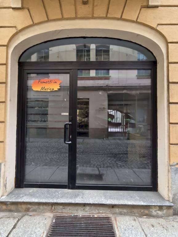 Ingresso - Negozio via Angelo Brofferio, Asti - foto 3