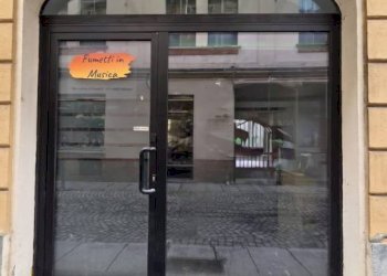 Ingresso - Negozio via Angelo Brofferio, Asti - foto 3