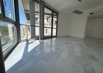Interno non residenziale - Ufficio viale Lunigiana, 40, Milano - foto 6