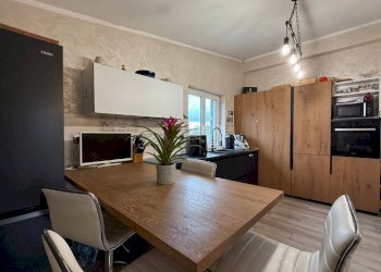 Cucina - Villa via di Tor Chiesaccia, Roma - photo 7