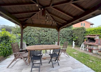 Giardino - Villa via di Tor Chiesaccia, Roma - photo 14