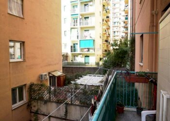 Balcone - Bilocale via Bartolomeo Carrea, 4, Genova (zona Sampierdarena) - foto 12